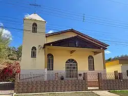 Fachada da Igreja São Sebastião do distrito