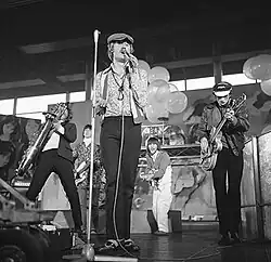 Bonzo Dog Doo-Dah Band, em apresentação na televisão holandesa em 1968