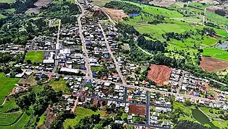 Fotografia aérea do centro de Santa Helena