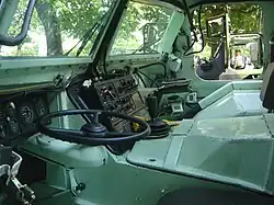 Cabine de comando da viatura.