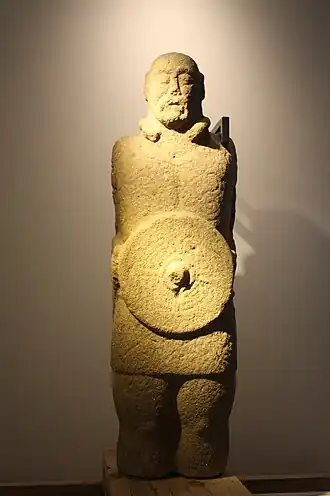 Escudo decorado dum guerreiro de Lezenho