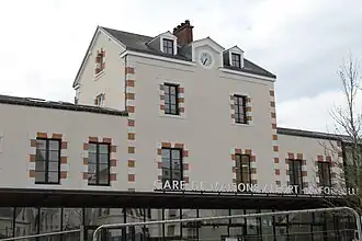 Edifício de passageiros após renovação.