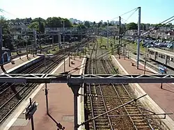 Plataforma para Gisors visto da passarela