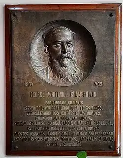 Placa em homenagem a George Chamberlain.