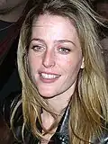 Colour photograph of Gillian Anderson in 2004