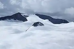 O glaciar (br: geleira) Svellnosbrean