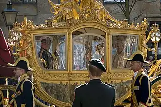 Os príncipes Willem Alexander e Máxima na carruagem real