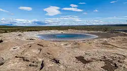 Geysir em período calmo