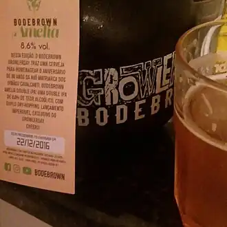Growler da cervejaria Bodebrown.