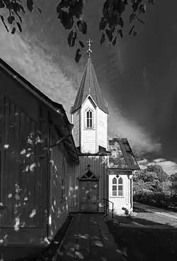 A igreja Hamnkyrkan em Klintehamn
