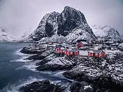 A pequena povoação de Hamnøy, no arquipélago de Lofoten