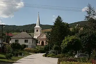 Igreja de São Miguel Arcanjo, em Helcmanovce.