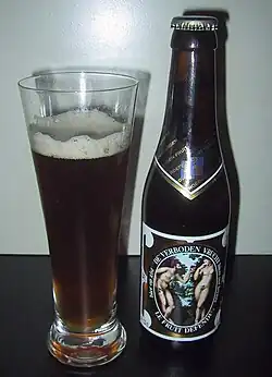 Fruta proibida (francês: Fruit Defendu, flamengo: Verboden Vrucht): Uma cerveja escura de 8,5%, com especiarias complexas.