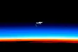 Pluma permanece após reentrada de uma Soyuz