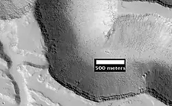 Detlhe do centro da imagem anterior, visto pela HiRISE.