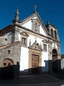 Igreja de Constantim