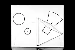 Inversor de Peaucellier–Lipkin partindo de um gradado.