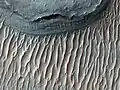 Ius Chasma, visto da Mars Reconnaissance Orbiter.