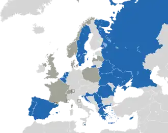 Um mapa colorido dos países da Europa
