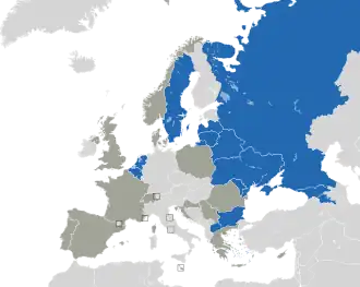 Um mapa colorido dos países da Europa