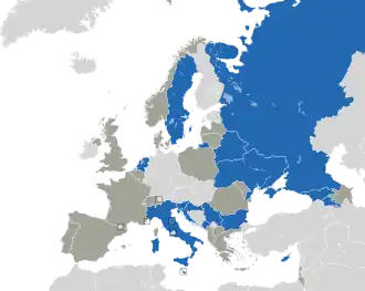 Um mapa colorido dos países da Europa
