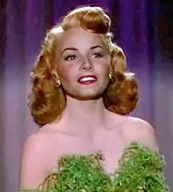 Janet Blair em cena do trailer