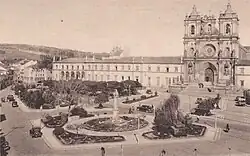 Alcobaça (Praça 25 de Abril).