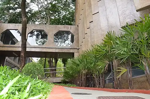 Jardim interno da sede da Fundação João Pinheiro