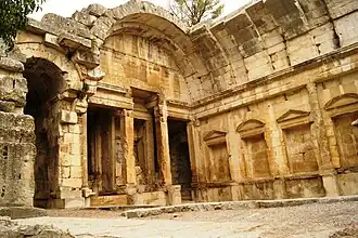 Abóboda e compartimentos do fundo (oeste)