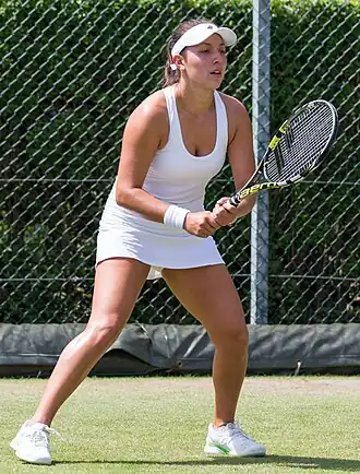 Pegula durante a qualificatória do torneio de Wimbledon em 2015