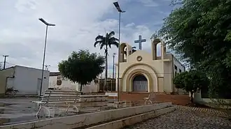 Vista da Praça da Matriz e Igreja de São José Operário.
