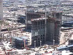 O Aria em construção em 2007