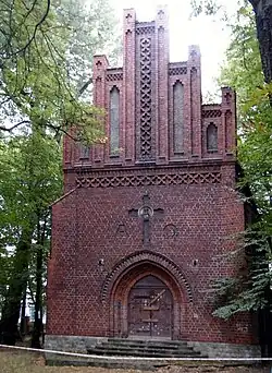 Capela no cemitério municipal