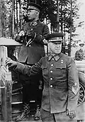 O então General-do-Exército Georgy Zhukov com o Marechal Semion Timoshenko durante manobras no Distrito Militar de Kiev, em 1940.