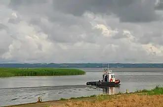 Porto de pesca na lagoa do Vístula