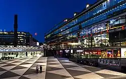 Plattan - O grande largo em frente à Kulturhuset