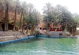 A "Nascente Azul", um oásis a sul da cidade