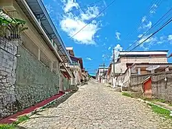 Ladeira na Rua Sete de Setembro, no interior do Bela Vista.