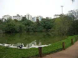 O lago do parque