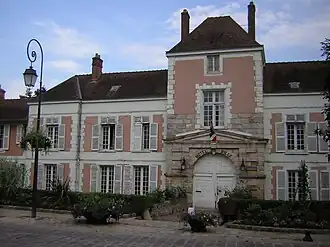 O hôtel de ville.