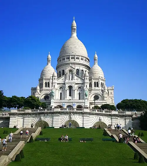 Basílica de Sacré Cœur por Paul Abadie (1875–1914)