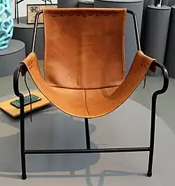 Poltrona Tripé de Lina Bo Bardi (1948)