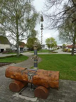 Praça da aldeia Lindenplatz