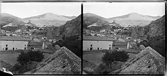 Foto da comuna durante a primavera.