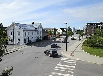 Rua Ludgaardsvegen na Praça Elverum, 2022