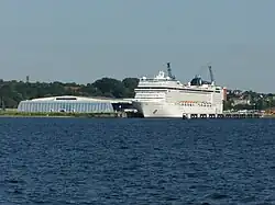 O terminal de Ostuferhafen