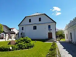 Vista da pequena sinagoga