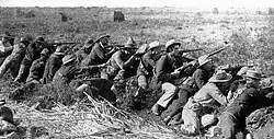 Guerrilheiros bôeres durante a batalha de Mafeking (outubro de 1899-maio de 1900).