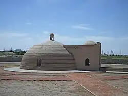 Cisterna do caravançarai Rabat-i Malik em Navoi