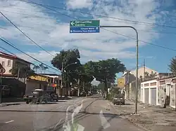 Uma rua do bairro Maria da Graça.